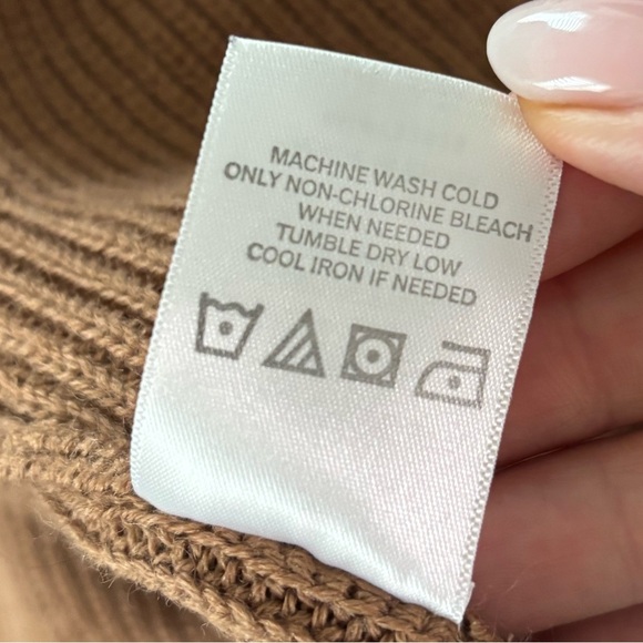 Lovers + Friends Ripped Sweater wool blend size XS oversized - Picture 10 of 14